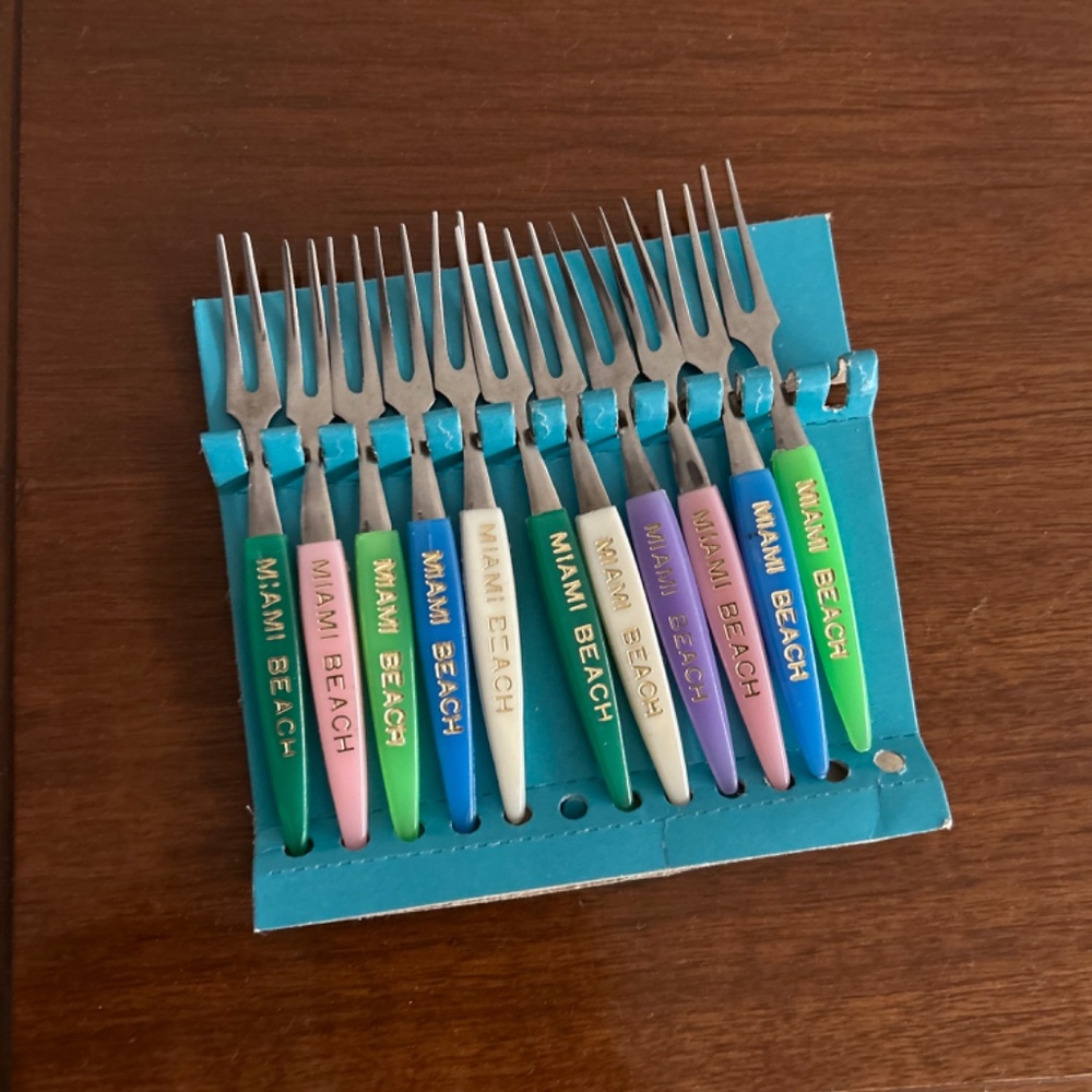 1960s vintage hors d’oeuvre forks - Picture 2 of 2